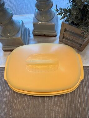 Vintage Tupperware 1970’s complete Harvest Gold Steamer 3 Piece set